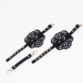 Черный фигурные оковы с золотистой фурнитурой - Crazy Handmade - купить с доставкой в Ессентуках