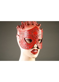 Красная маска-очки с фурнитурой в виде заклепок - Подиум - купить с доставкой в Ессентуках