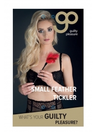 Пластиковая метелочка с красными пёрышками Small Feather Tickler - 32 см. - Blush Novelties - купить с доставкой в Ессентуках