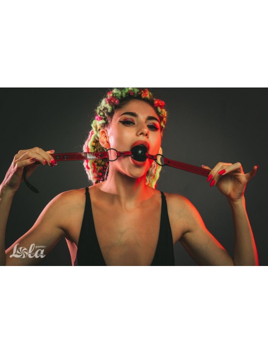 Черно-красный кляп-шарик Love Bite - Lola Games - купить с доставкой в Ессентуках