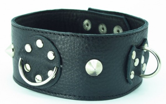 Чёрный кожаный ошейник с кольцами и клёпками - БДСМ Арсенал - купить с доставкой в Ессентуках
